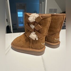 Toddler UGG Boots with Bows NWOT